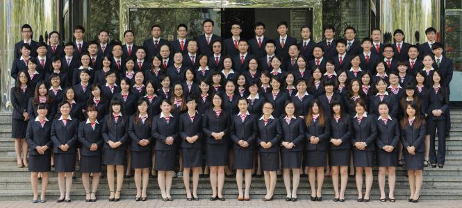 企業(yè)一般多久換一次工裝