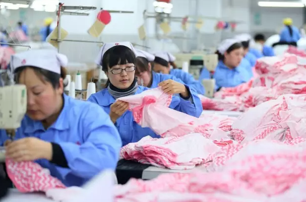 工服加工廠的生產(chǎn)規(guī)模