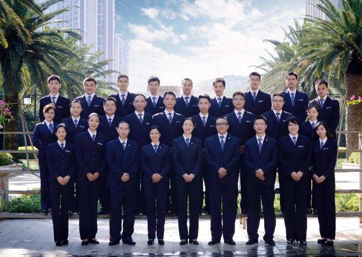 冬季物業(yè)工服團體形象照