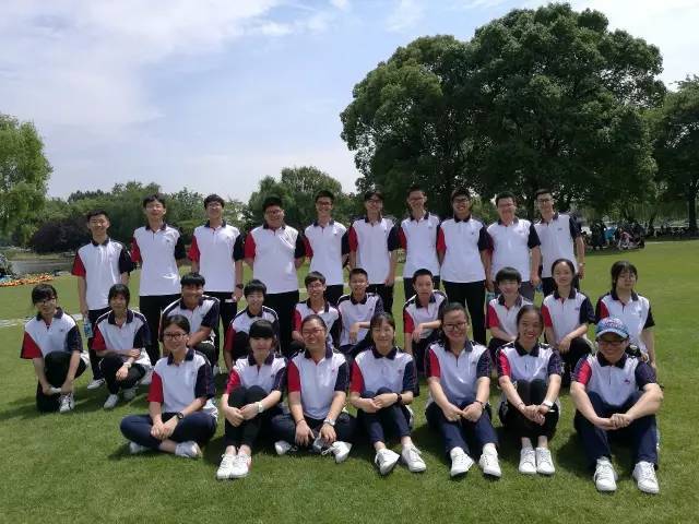 定制校服團體照