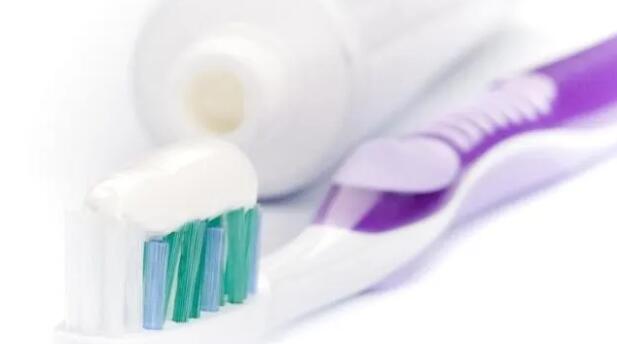 學(xué)生校服清洗方法